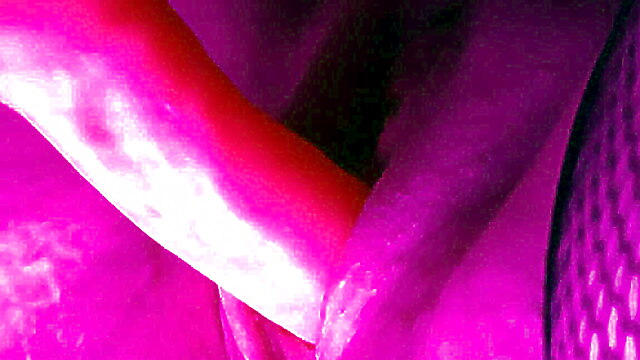 Milf jizz on dildo, amateur stocking dildo, milf squirting on dildo, dildo squirt, insemination squirting