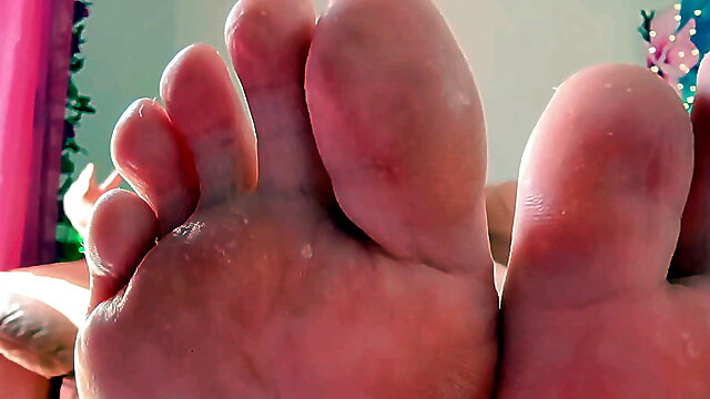 Instruction hairy pussy, footfetish jerking, soles instruction, сперма, dirty talk feet instruction